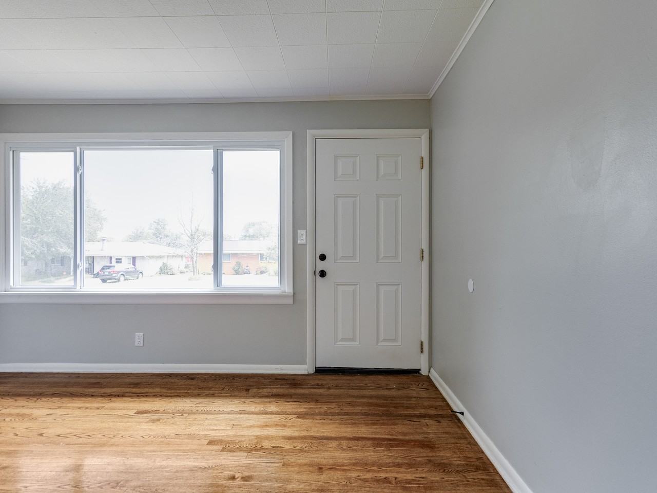 3900 Fairview Rd #NA - Photo 3 of 28