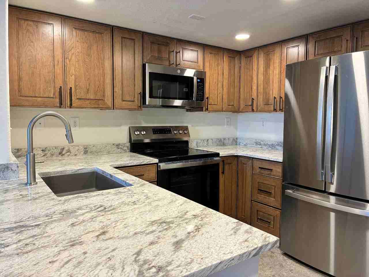 20 Fox Dr - Photo 2 of 12