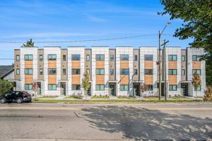 featured image of 901 Fulton St W