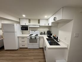 174 East Ave N - Photo 1 of 1