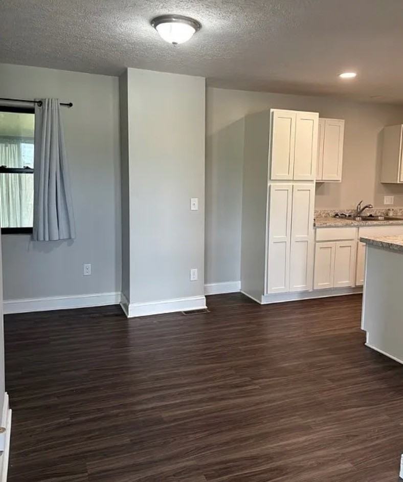 4682 State Route 43 - Photo 6 of 13