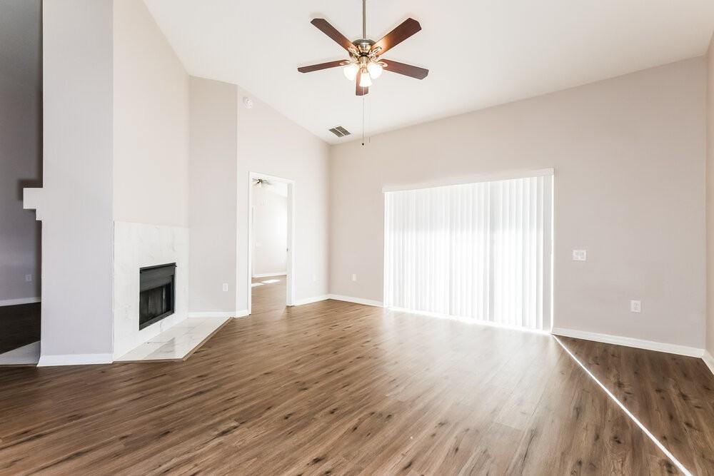 29505 Morningmist Dr - Photo 3 of 16