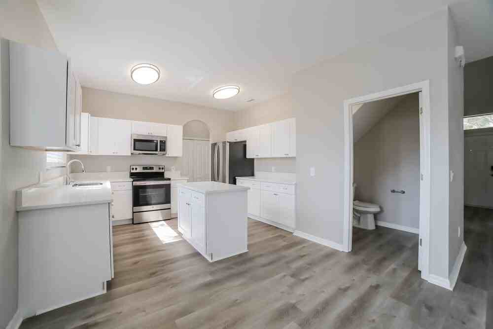 9613 Laurel Ledge Dr - Photo 6 of 18
