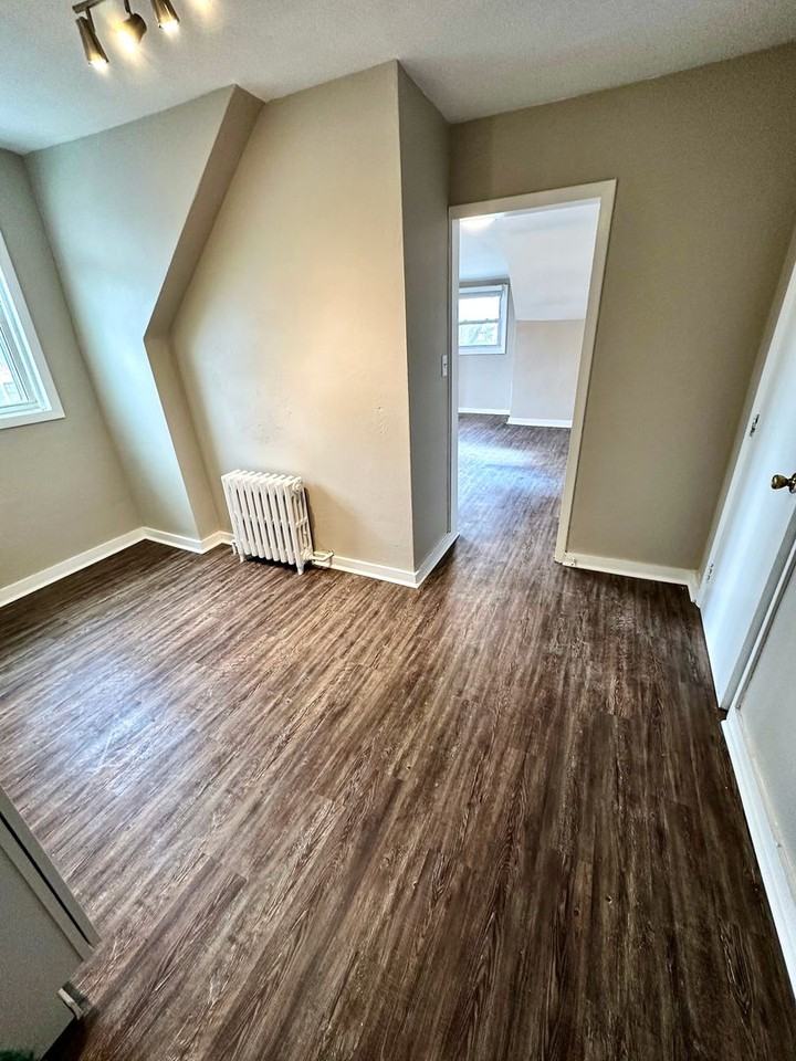 322 Lehigh - Photo 3 of 7