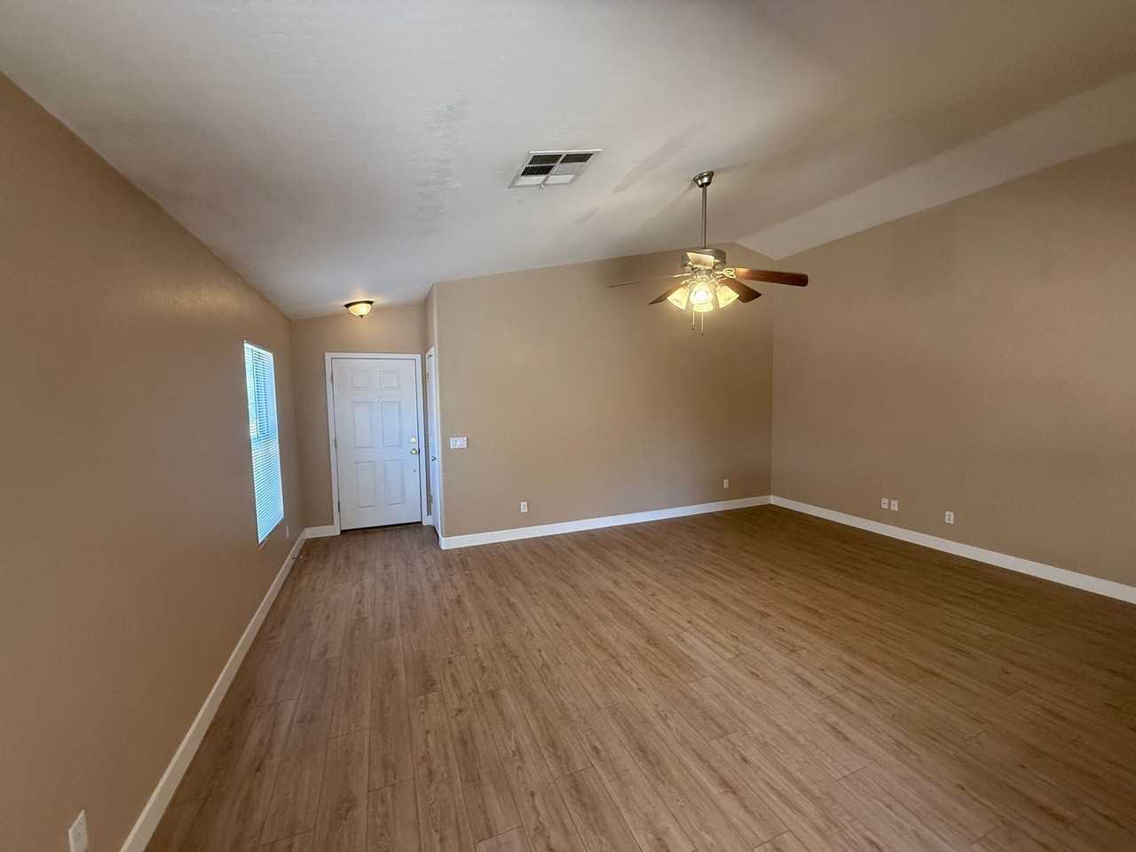 2809 East Bagdad Road - Photo 3 of 15