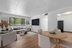 featured image of 233 Edgewood Ave