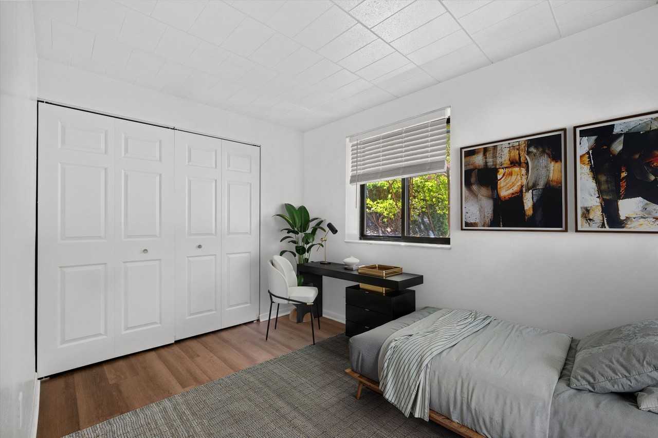 Edgewood Court - Photo 7 of 28