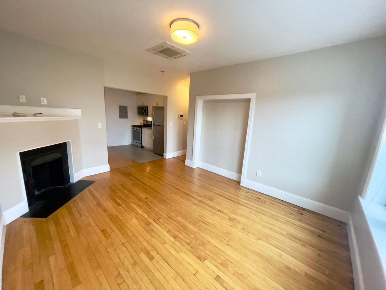 8 Gardner St - Photo 2 of 6