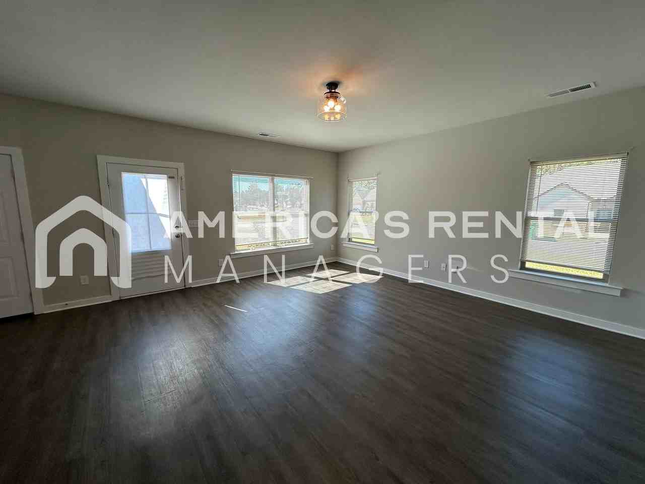 11 Granvil Way - Photo 6 of 37