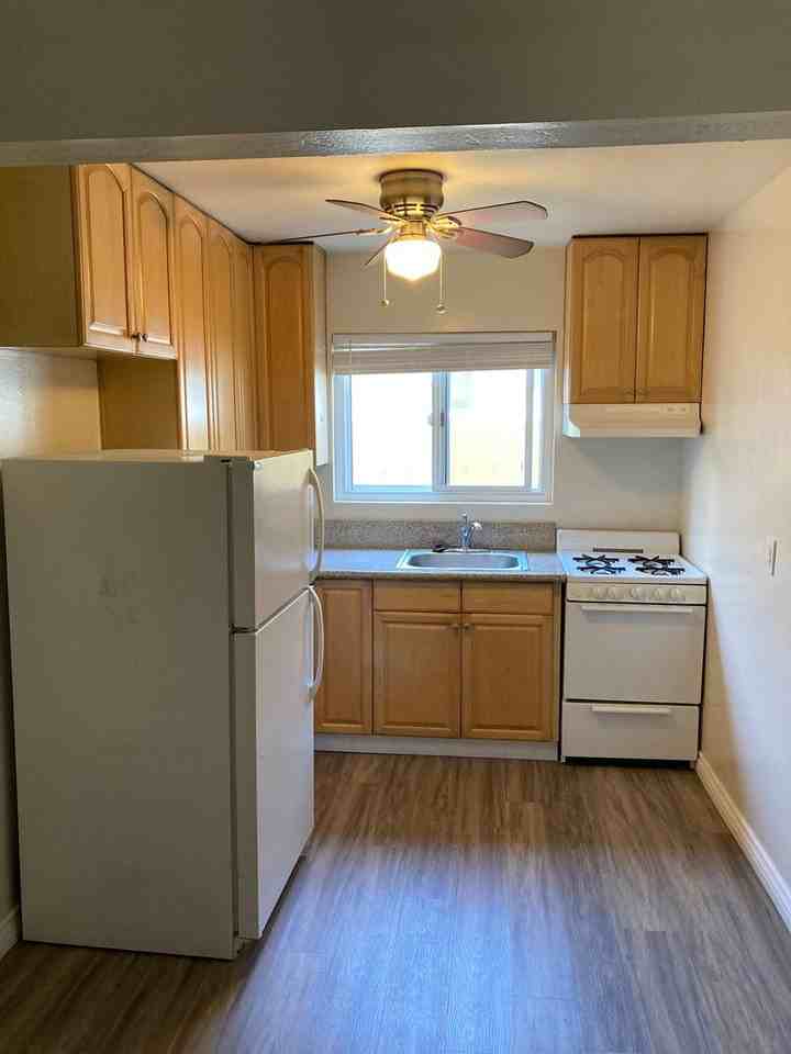 1239 Hornblend St #3 - Photo 7 of 13