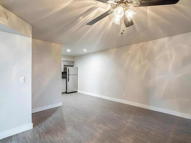 3434 E Mcdowell Rd - Photo 7 of 29