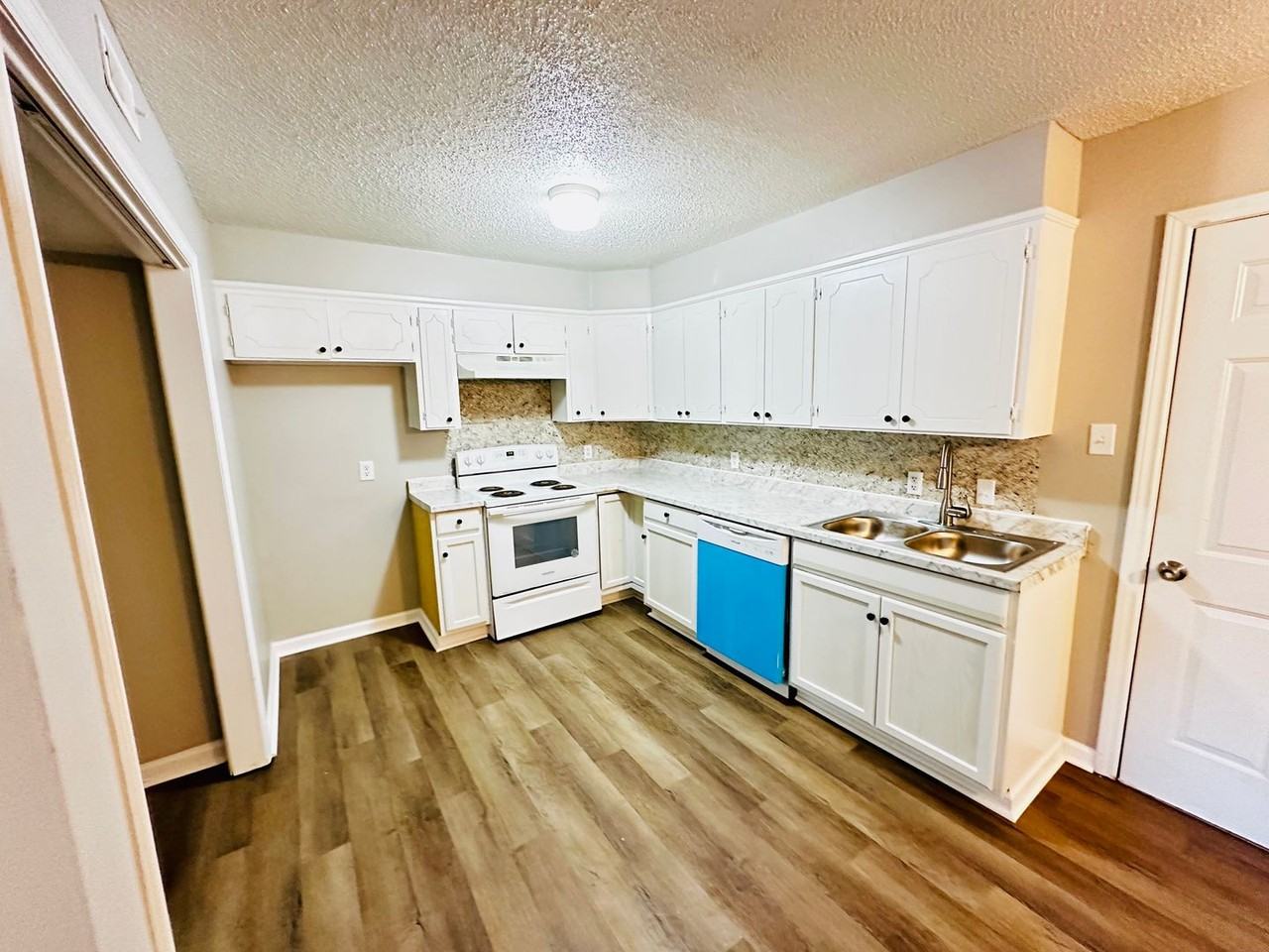 7206 Indiana Ave #A - Photo 3 of 8