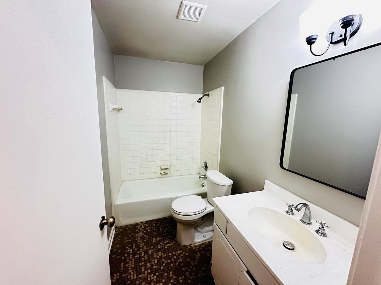 7206 Indiana Ave #A - Photo 7 of 8