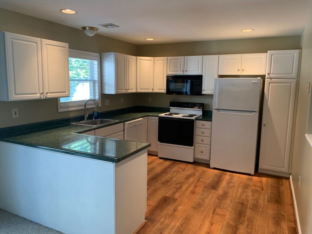 7244 Huntingdon Street - Photo 6 of 13