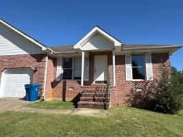 featured image of 1402 Valleywood Dr