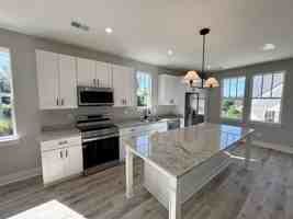 featured image of 2703 Clark St