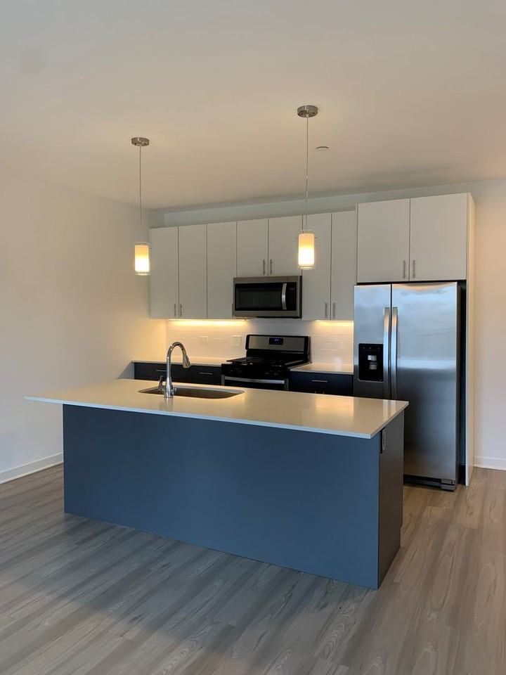 10 N Main - Photo 2 of 27