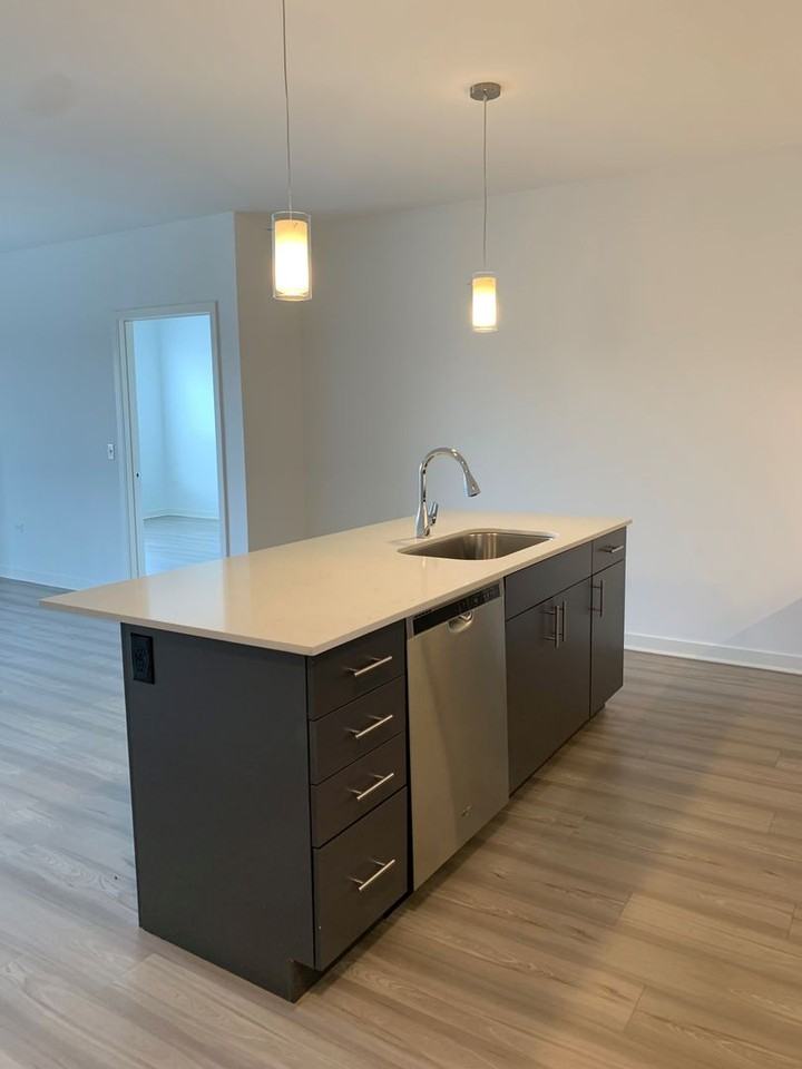 10 N Main - Photo 3 of 27