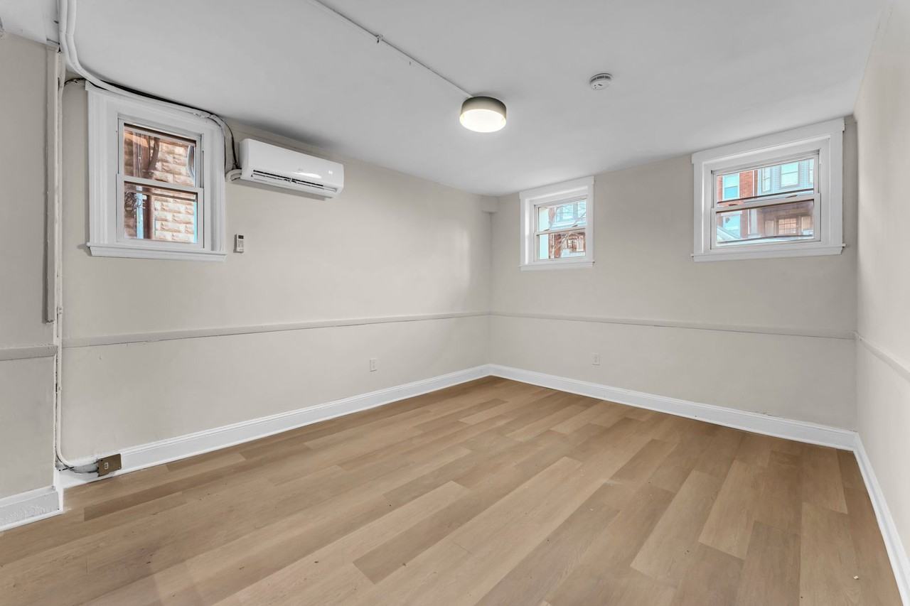 Woodrow Apartments - Photo 4 of 46