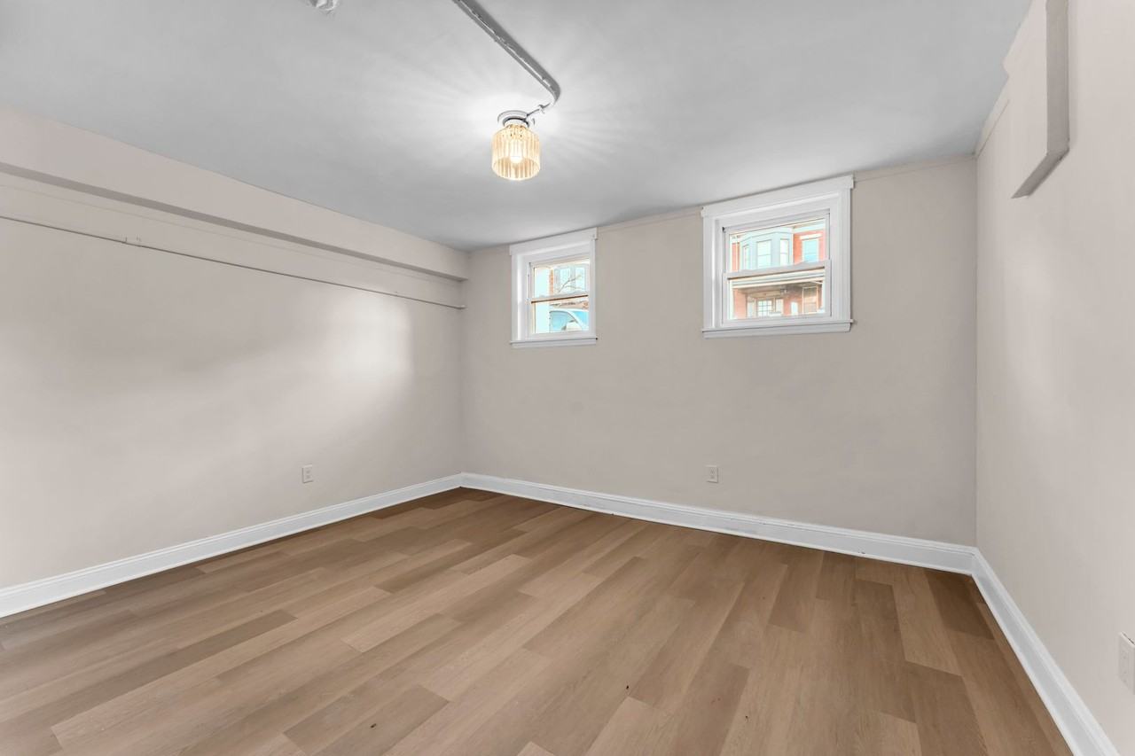 Woodrow Apartments - Photo 5 of 46