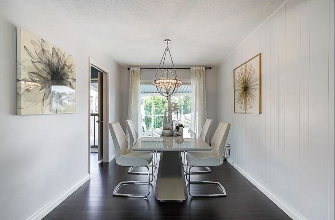 3728 Inverness St #1 - Photo 3 of 12