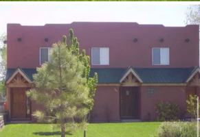 featured image of 208 S Madison St