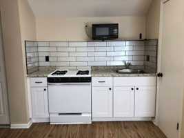 featured image of 401 Creekside Way