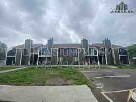 featured image of 104 Tacoma Blvd S