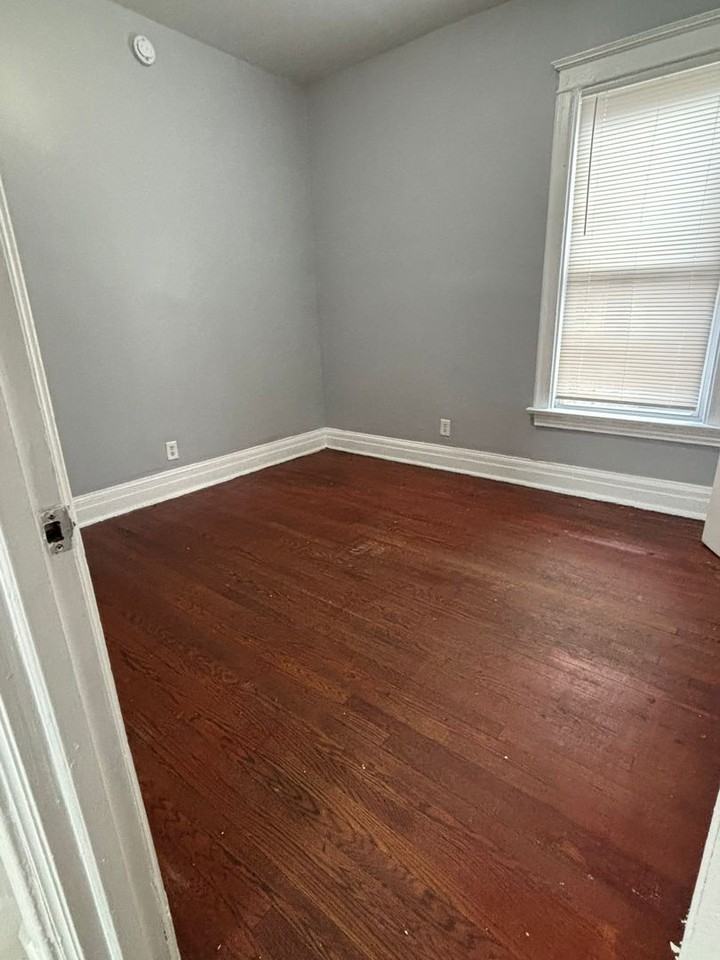 SANGAMON_7807 - Photo 7 of 11