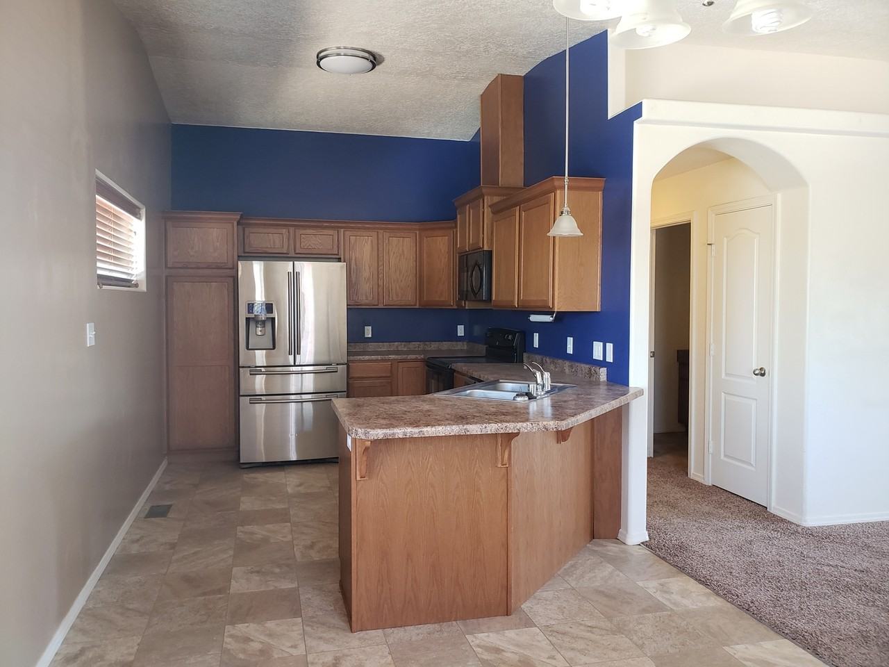 615 Mirabel St - Photo 3 of 19