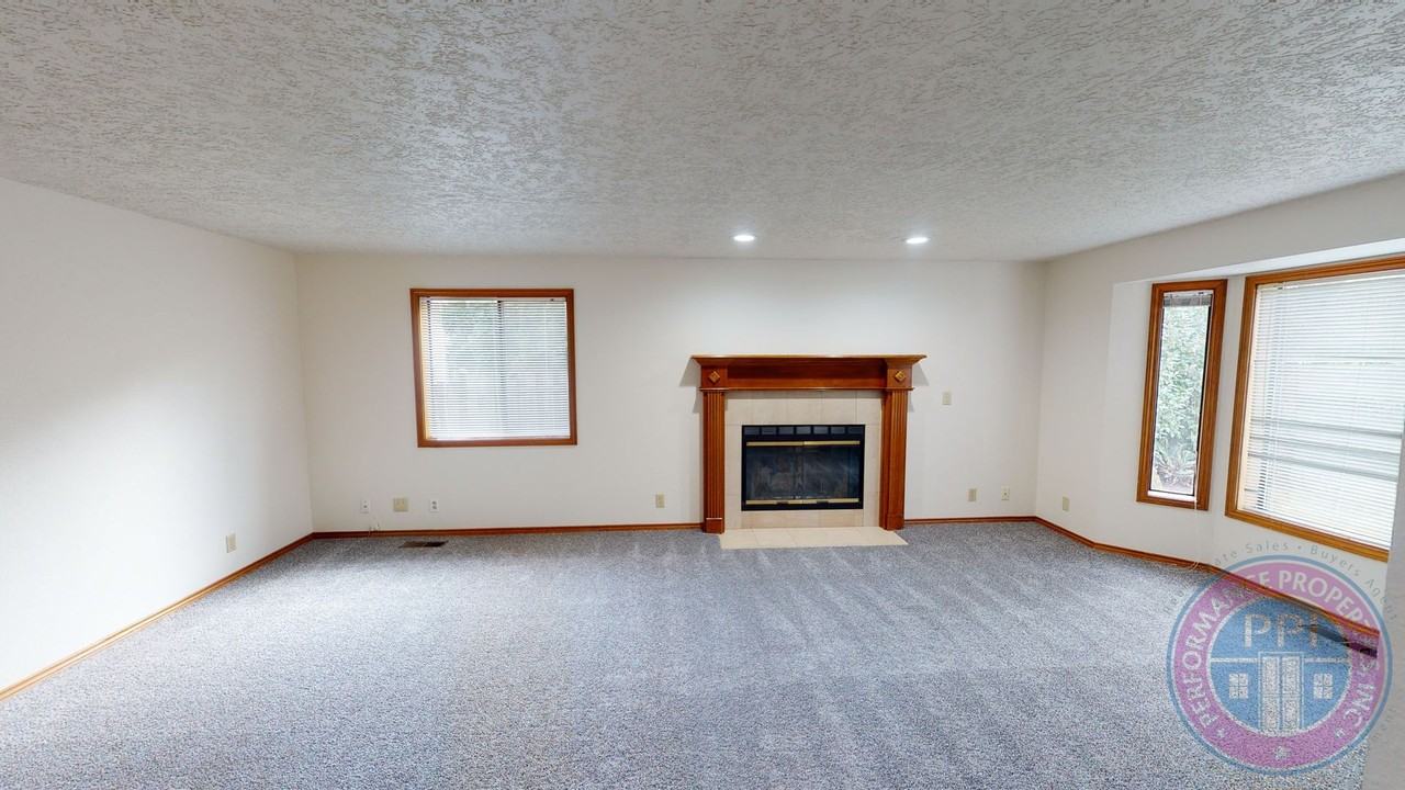 12208 Sw Morning Hill Dr - Photo 2 of 25