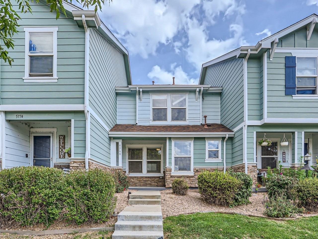 5768 Biscay St - Photo 2 of 27