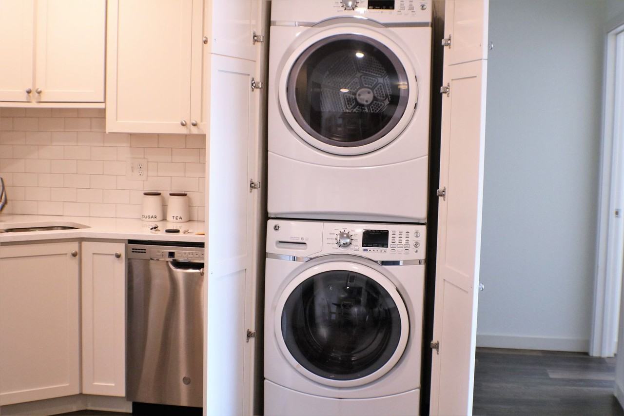 332 S Linn St #318 - Photo 7 of 14