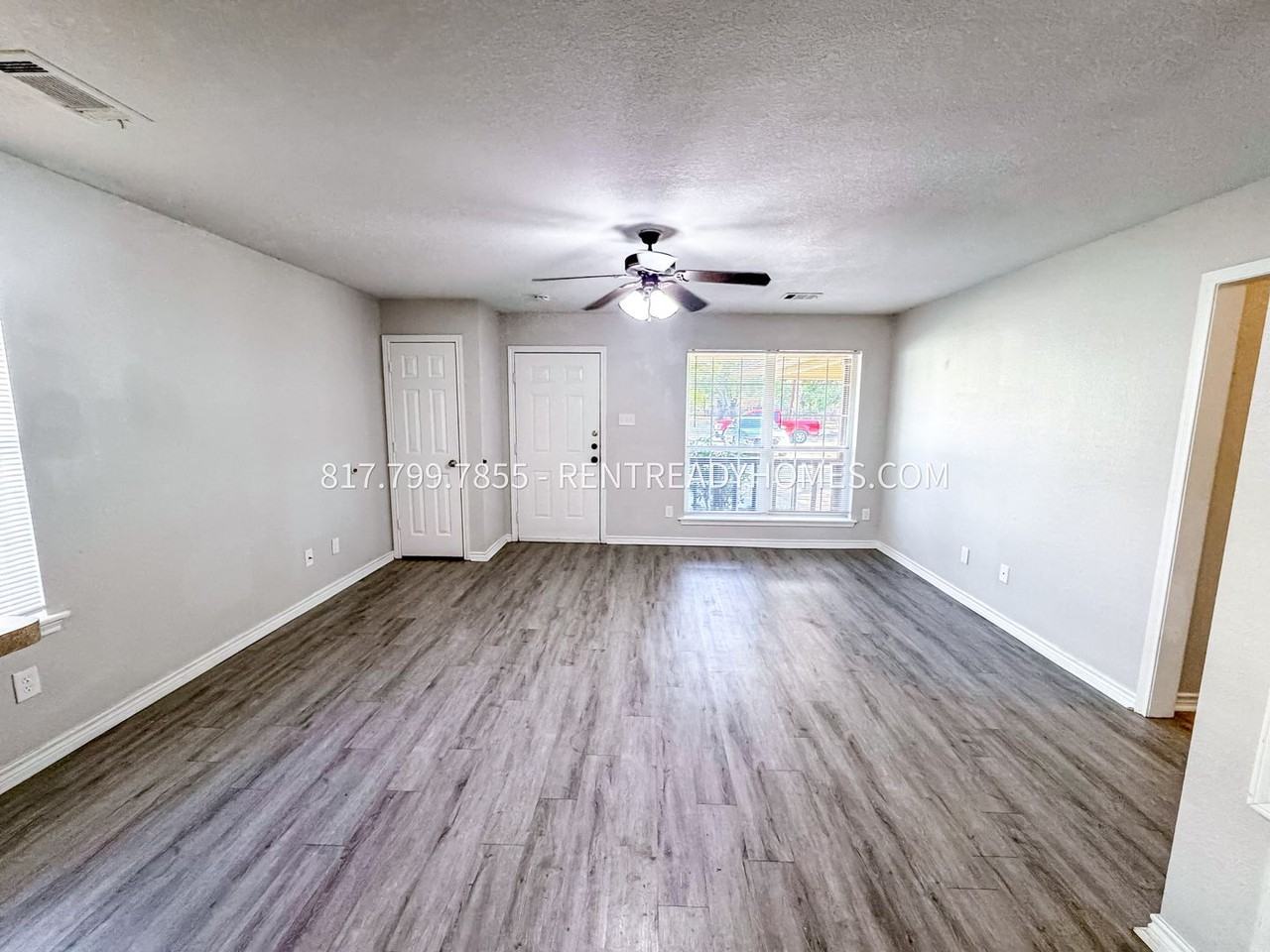 4306 Marsh St - Photo 3 of 11