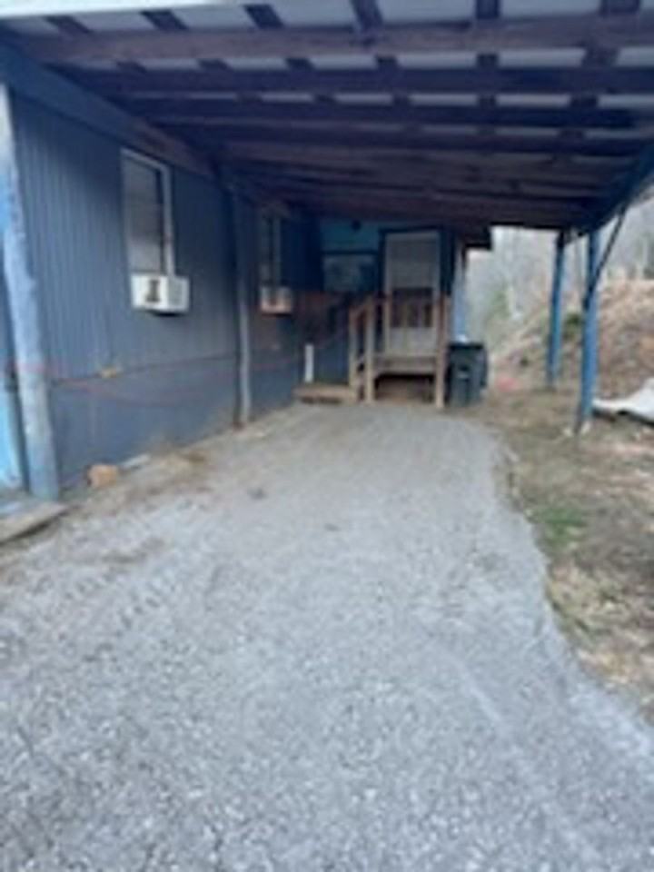 67 Selmar Way - Photo 4 of 10