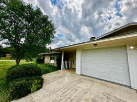 featured image of 1448 Harper Rd