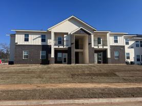 Lindenwoods Apartments - Photo 1 of 1