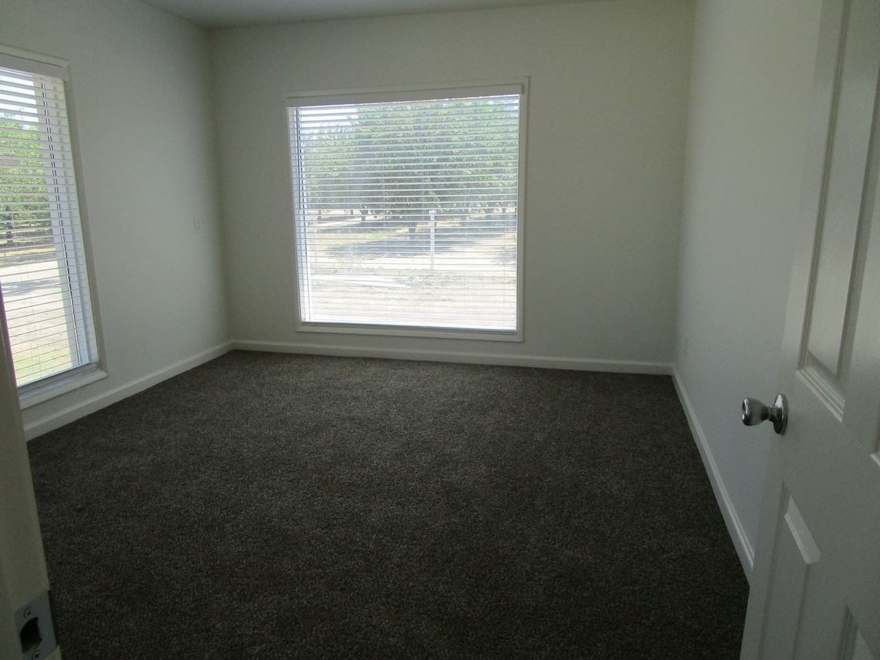 8875 Warnerville Rd - Photo 5 of 14