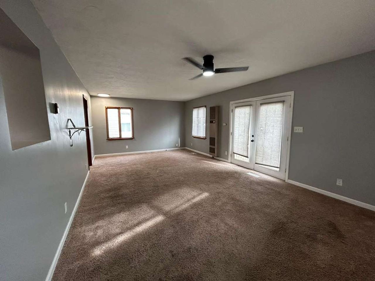 29964 Robert Street - Photo 2 of 12