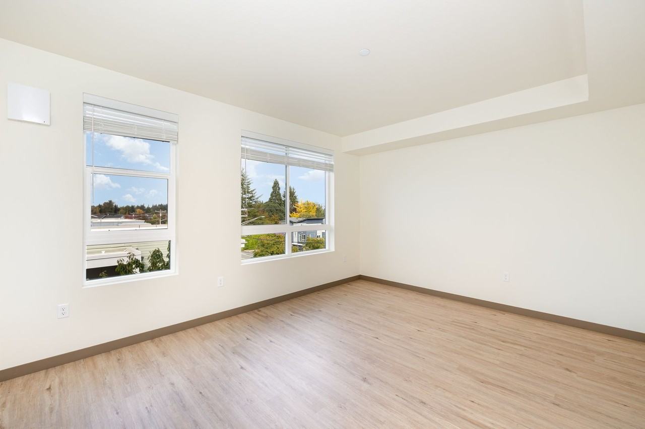 16224 Meadow Rd #B406 - Photo 3 of 11