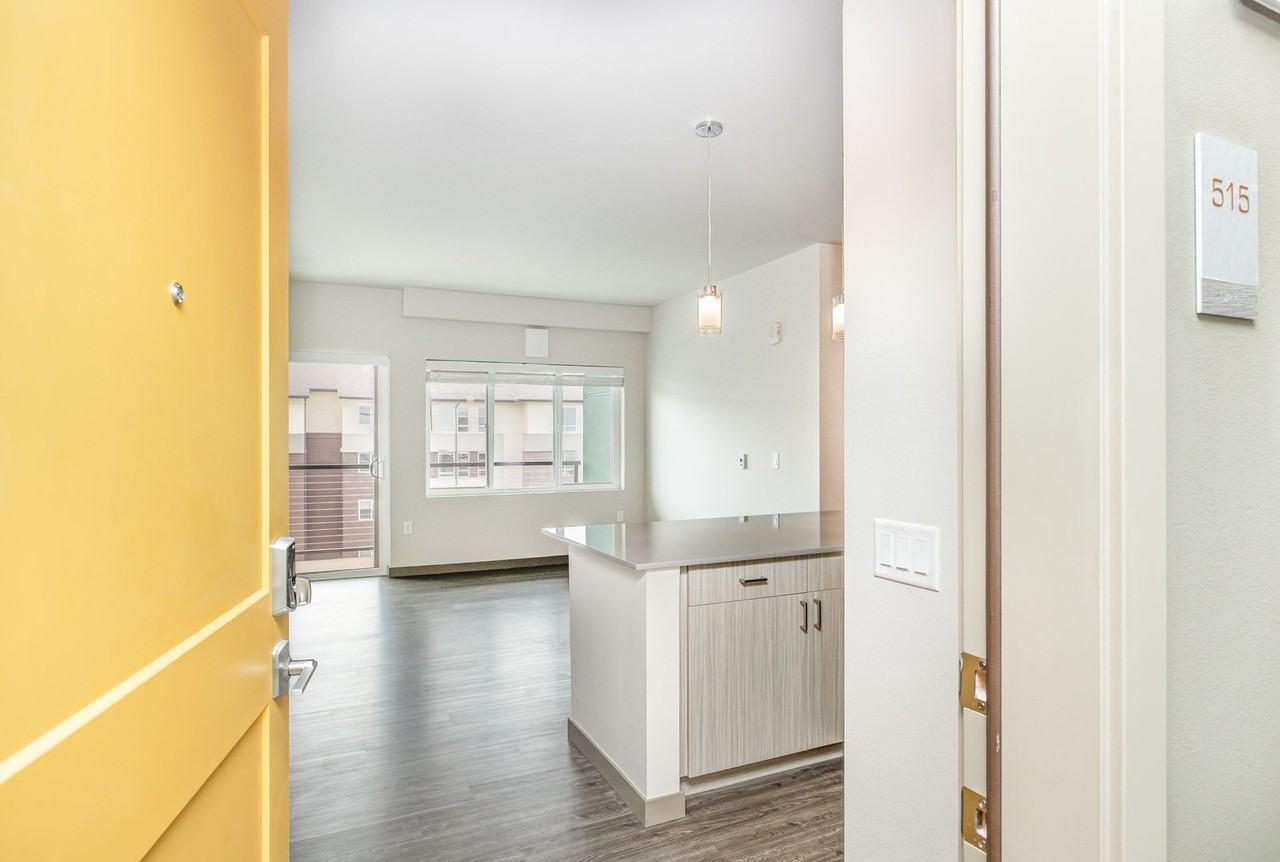 16224 Meadow Rd #B215