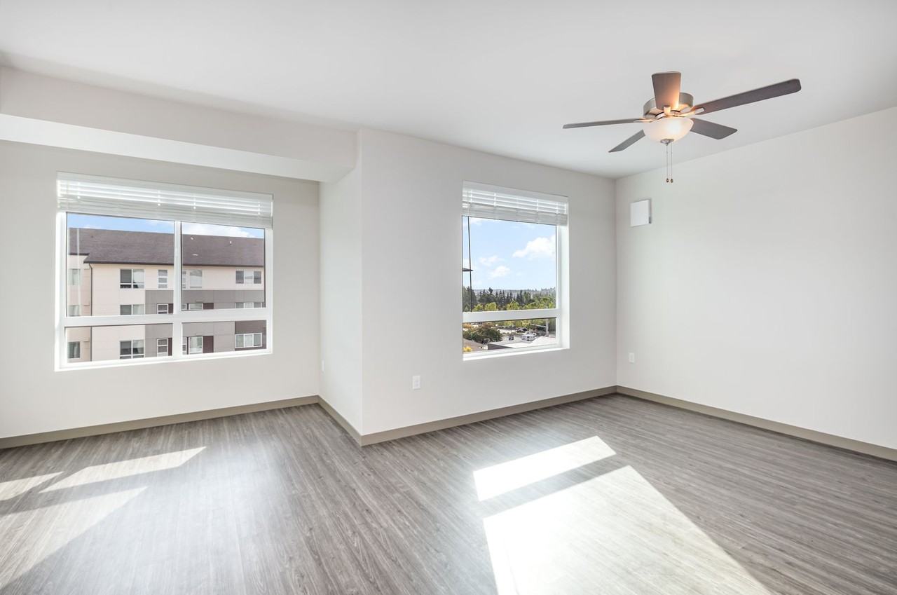16224 Meadow Rd #B516 - Photo 2 of 11