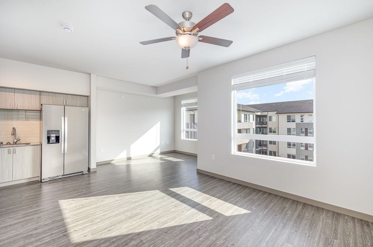 16224 Meadow Rd #B516 - Photo 4 of 11