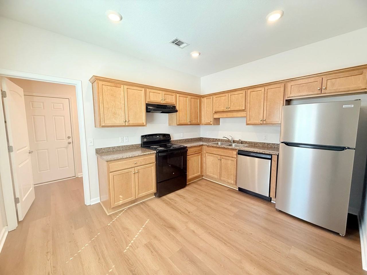 8927 8927 Untreiner Ave A- EGR #EGR - Photo 4 of 12