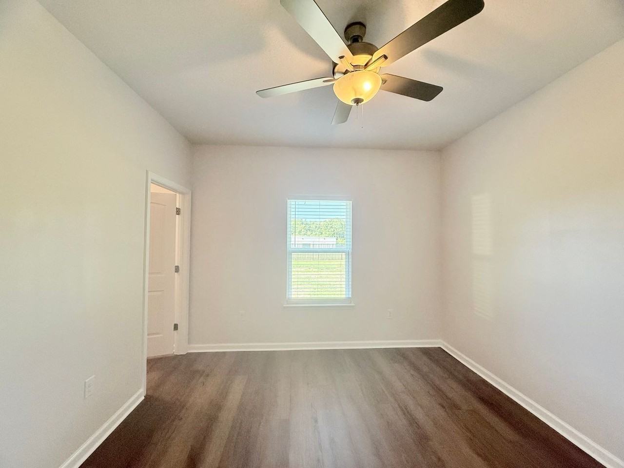 8927 8927 Untreiner Ave A- EGR #EGR - Photo 5 of 12