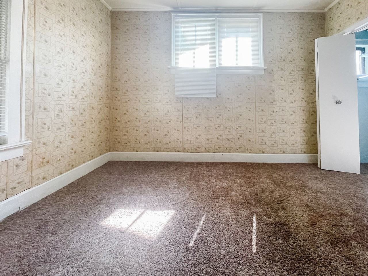 1220 W 1st St - Photo 5 of 16