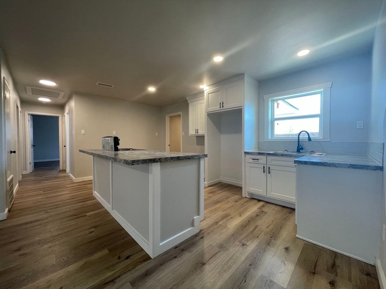 3222 Auburn Ave - Photo 6 of 25
