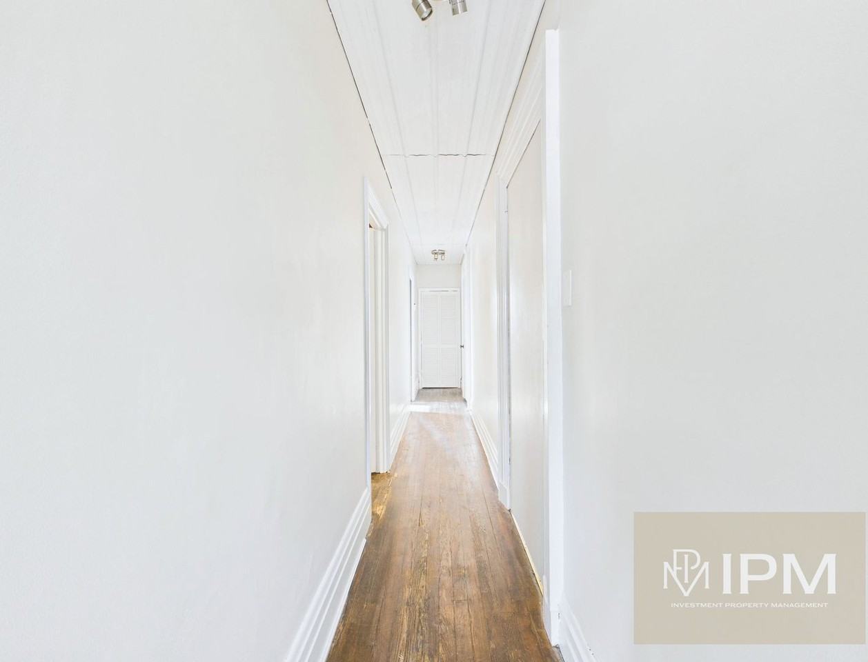 219 S Union St - Photo 2 of 27