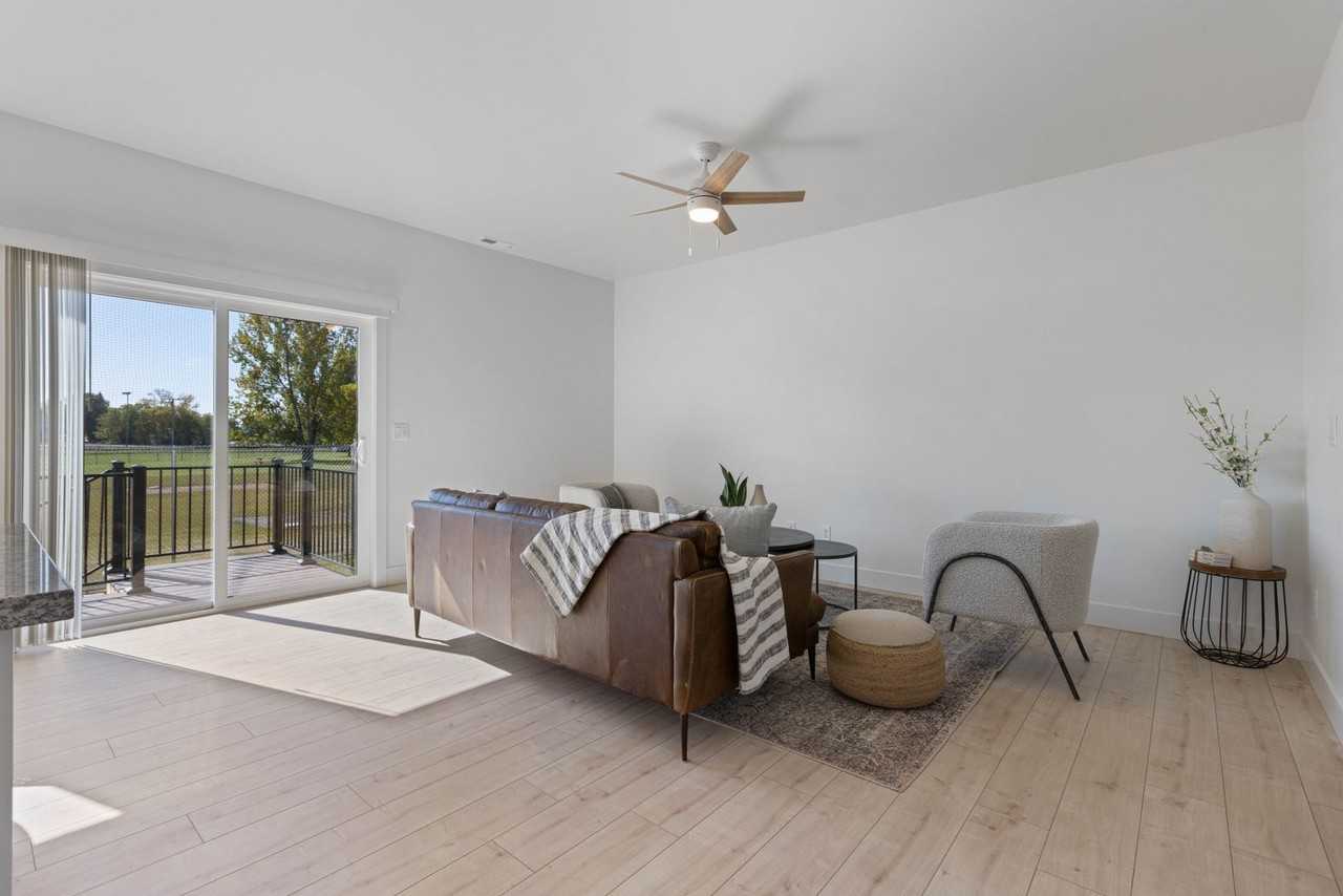 914 Home Run Ave - Photo 6 of 37