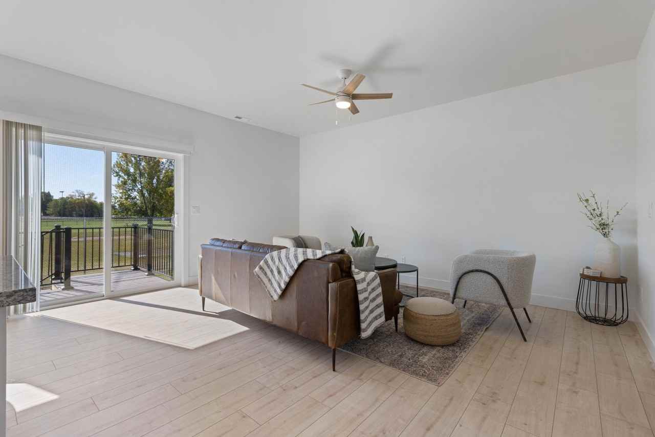 912 Home Run Ave - Photo 7 of 38